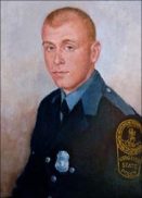 Patrullero Adam M. Bowen